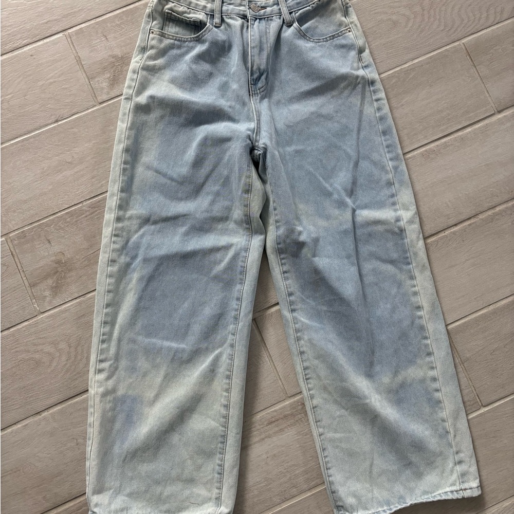 SHEIN Light Wash Wide Leg Jeans - Light Blue